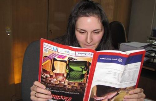 la ragazza che vede al contrario 1