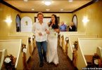 la foto postata su twitter di jon bon jovi dove accompagna la sposa