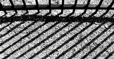 di solito sono altri i crimini per cui ci si aspetta di essere arrestati