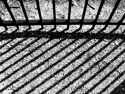 di solito sono altri i crimini per cui ci si aspetta di essere arrestati