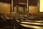 uno degli originali tribunali vittoriani - da wikimedia commons - autore Fayerollinson