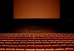 un cinema (da wikimedia commons)